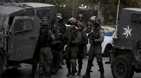 İsrail ordusu işgal altındaki Batı Şeriada gece baskınları düzenledi
